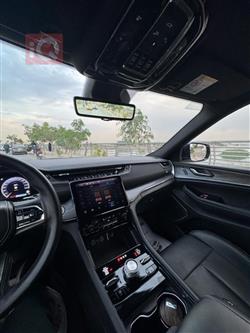 جیپ L گراند شیرۆکی